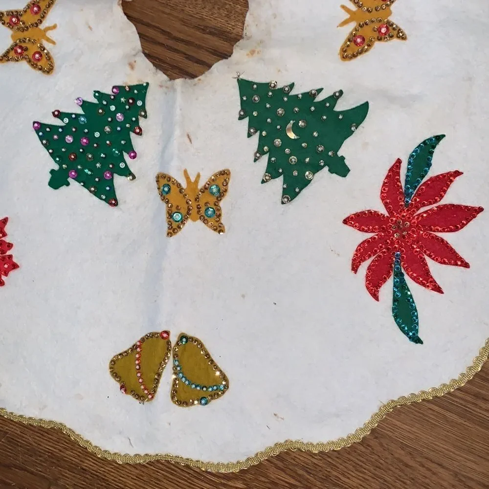Vtg 60s felt beaded‎ & spangled Christmas tree skirt